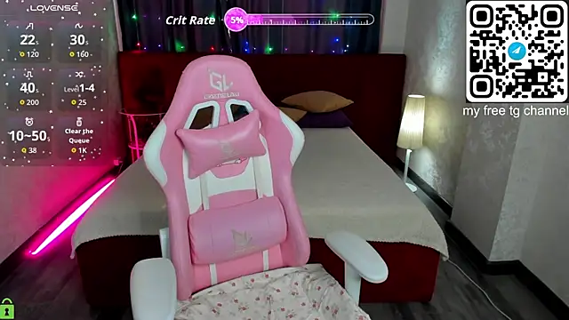 Snapshot of Secret_goddes chatting on 10-17-25, 08:50 Secret goddes online show from 10-17-25, 08:50