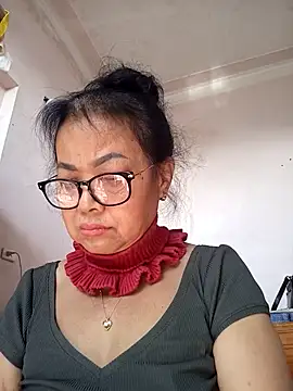 Hotestlove online show from 01-11-26, 03:24