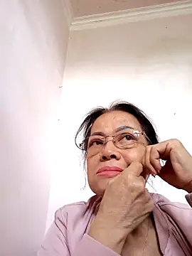 Snapshot of Hotestlove chatting on 03-19-25, 05:41 Hotestlove online show from 03-19-25, 05:41