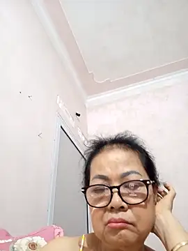 Hotestlove online show from 04-09-26, 08:48