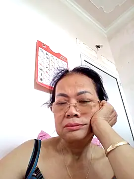Snapshot of Hotestlove chatting on 09-19-25, 05:44 Hotestlove online show from 09-19-25, 05:44