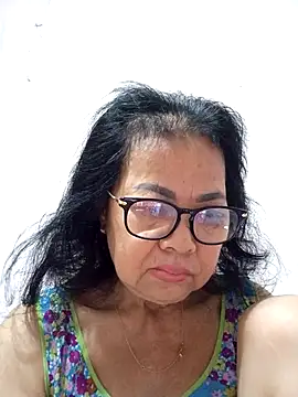 Hotestlove online show from 04-15-26, 10:32