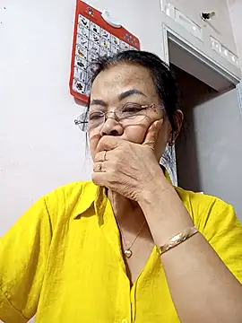 Snapshot of Hotestlove chatting on 09-26-25, 01:40 Hotestlove online show from 09-26-25, 01:40