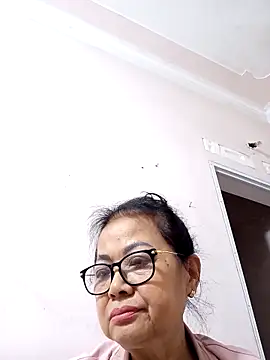 Hotestlove online show from 03-15-26, 12:39