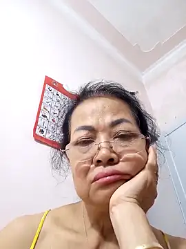 Hotestlove online show from 11-08-25, 11:25