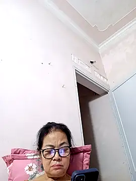 Hotestlove online show from 03-08-26, 02:20