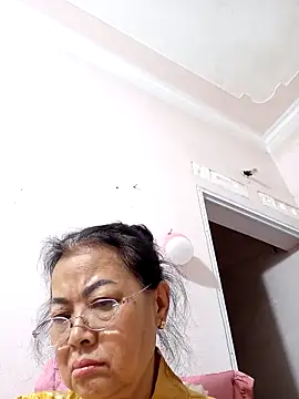 Hotestlove online show from 12-21-25, 02:19