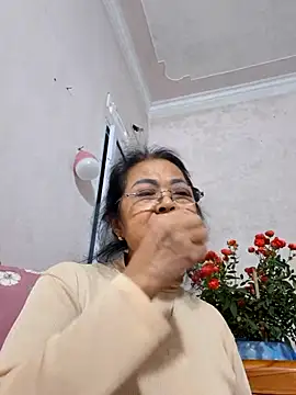 Hotestlove online show from 01-15-26, 09:56