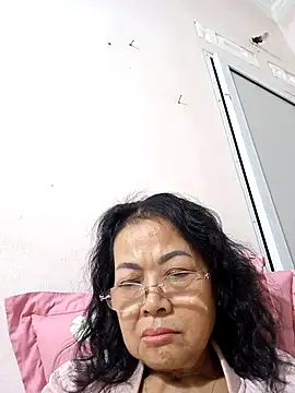 Hotestlove online show from 11-26-25, 02:50