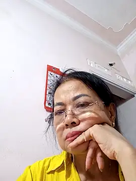 Snapshot of Hotestlove chatting on 09-30-25, 02:28 Hotestlove online show from 09-30-25, 02:28