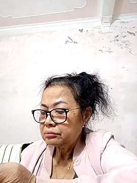 Hotestlove online show from 12-05-25, 02:00