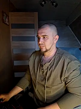 Foxyshaved online show from 04-04-26, 05:14