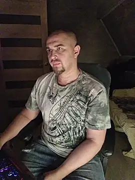 Foxyshaved online show from 11-05-25, 04:37