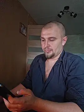 Foxyshaved online show from 09-18-25, 07:44