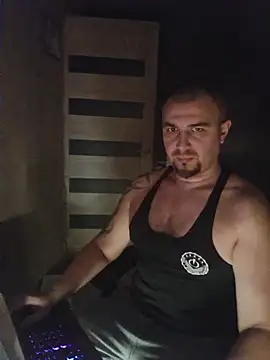 Foxyshaved online show from 10-31-25, 03:47