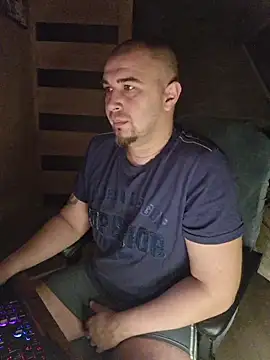 Foxyshaved online show from 11-14-25, 03:32