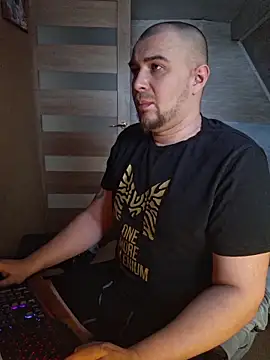 Foxyshaved online show from 02-16-26, 07:29