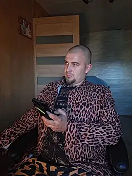 Foxyshaved online show from 09-24-25, 05:14