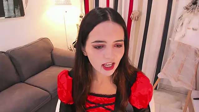 Raychell Black online show from 10-27-25, 04:41