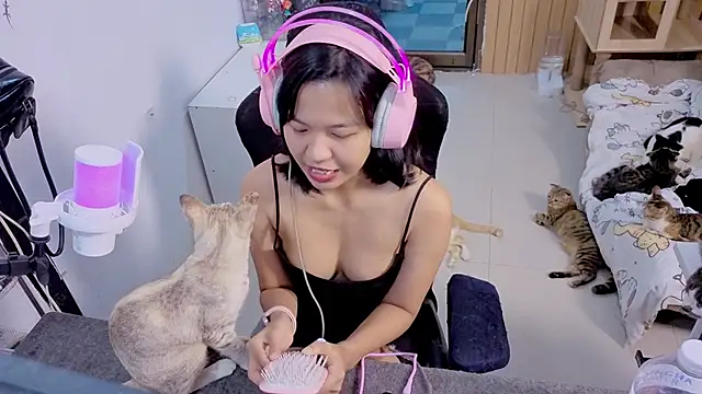 Kana G online show from 11-08-25, 10:30