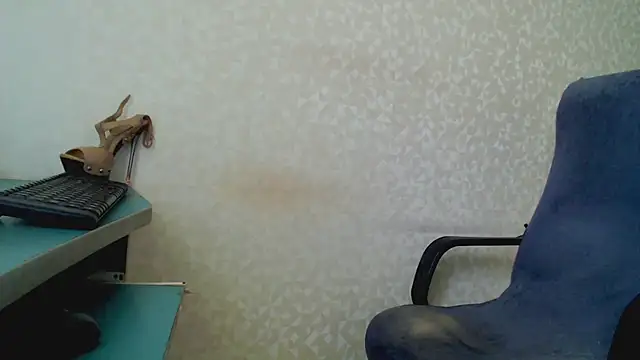Snapshot of AssSexyXX chatting on 04-30-26, 05:03 AssSexyXX online show from 04-30-26, 05:03