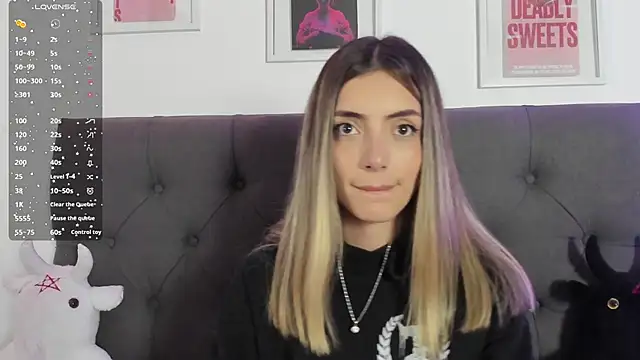 Snapshot of IsadoraGalle_ chatting on 02-28-26, 10:09 IsadoraGalle online show from 02-28-26, 10:09