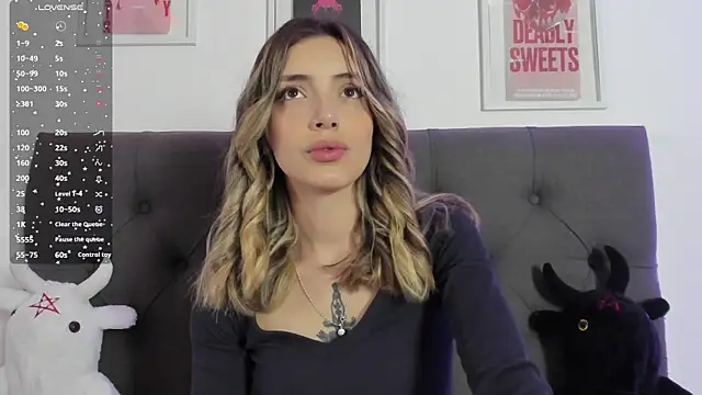 Snapshot of IsadoraGalle_ chatting on 02-23-26, 01:12 IsadoraGalle online show from 02-23-26, 01:12