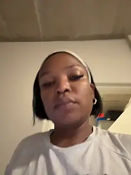 slimcateee online show from 11-11-25, 08:25