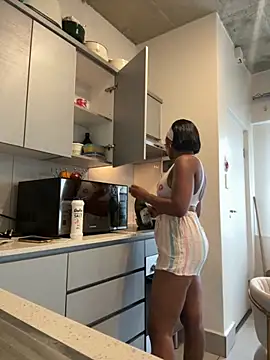 slimcateee online show from 11-16-25, 12:21