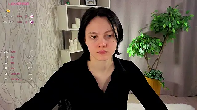 MaryCoopeer online show from 10-05-25, 05:09