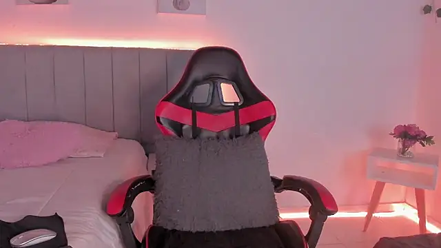  janiis online show from 11-10-25, 11:54