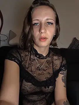 Snapshot of emma4xxx chatting on 06-03-26, 08:46 emma4xxx online show from 06-03-26, 08:46