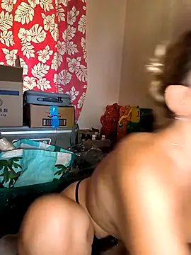 emma4xxx online show from 02-02-26, 08:41