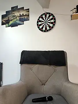 Snapshot of emma4xxx chatting on 10-09-25, 02:39 emma4xxx online show from 10-09-25, 02:39