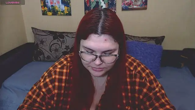 JuliaKeln online show from 05-09-26, 03:15
