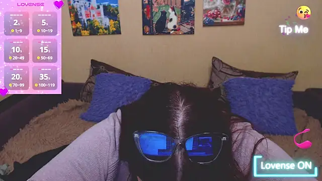 JuliaKeln online show from 05-31-26, 06:09