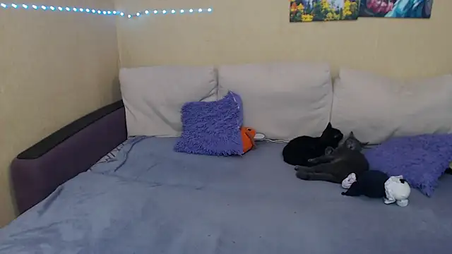 JuliaKeln online show from 09-23-25, 03:41