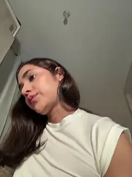 CuteeRose online show from 02-07-26, 10:34