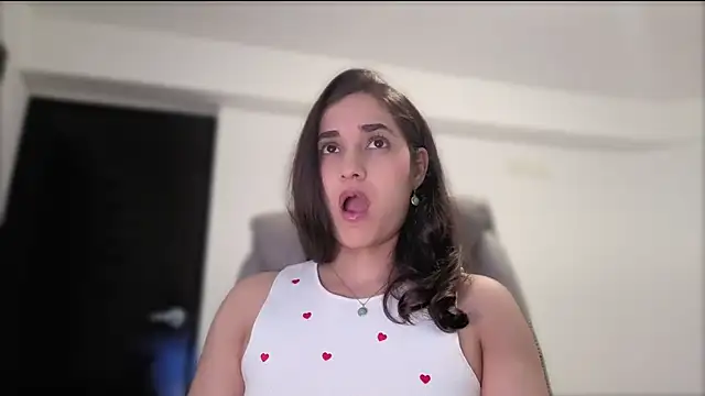 CuteeRose online show from 04-17-26, 08:44