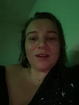 Snapshot of Marry_Jane_Watson chatting on 09-17-25, 04:53 Marry Jane Watson online show from 09-17-25, 04:53