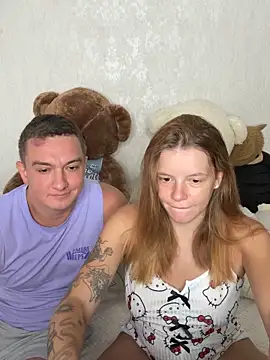 Snapshot of mia___mi chatting on 09-29-25, 07:15 mia mi online show from 09-29-25, 07:15