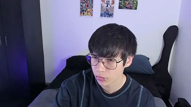 Aventure Twinks online show from 10-26-25, 03:18