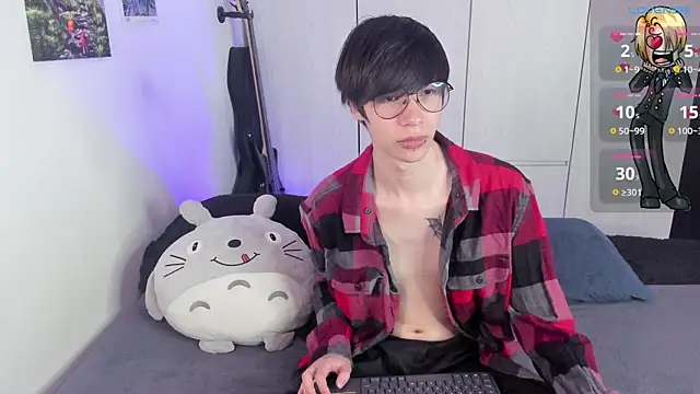 Aventure Twinks online show from 02-05-25, 06:26