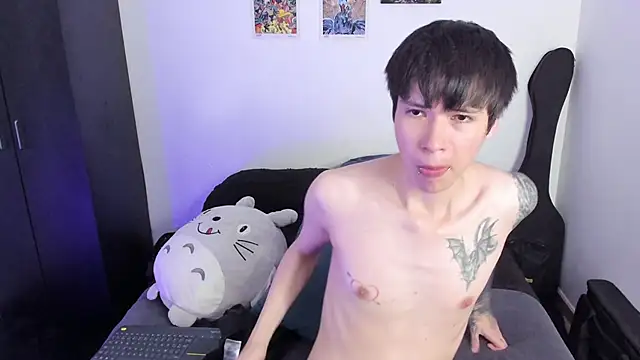 Aventure Twinks online show from 10-07-25, 05:36