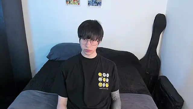 Aventure Twinks online show from 03-26-26, 01:37