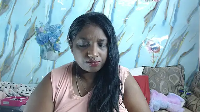 Snapshot of Indian_tracy chatting on 05-14-26, 03:36 Indian tracy online show from 05-14-26, 03:36