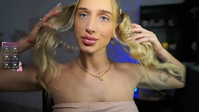 Snapshot of Nicolette__Shea_ chatting on 03-14-25, 09:14 Nicolette Shea online show from 03-14-25, 09:14