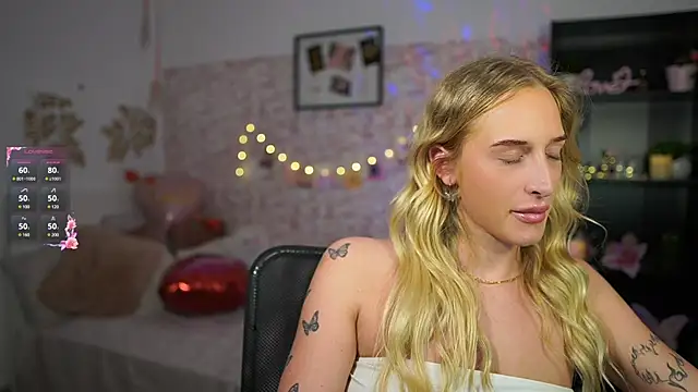 Snapshot of Nicolette__Shea_ chatting on 02-16-25, 12:43 Nicolette Shea online show from 02-16-25, 12:43