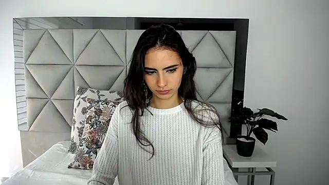 Snapshot of nina_pons chatting on 02-05-25, 09:07 nina pons online show from 02-05-25, 09:07