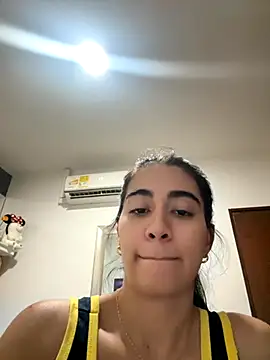 ZarahEvans online show from 10-31-25, 08:49